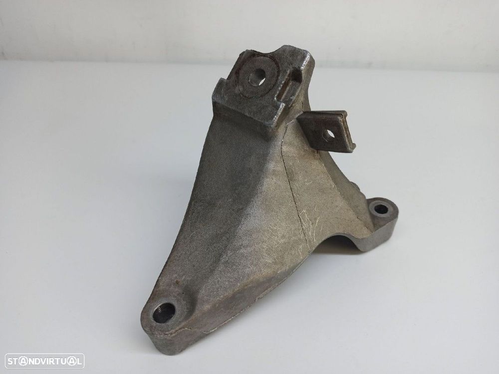 APOIO DO MOTOR DIREITO AUDI A6 BERLINA (4F2) 4.2 FSI QUATTRO (257KW) - 4
