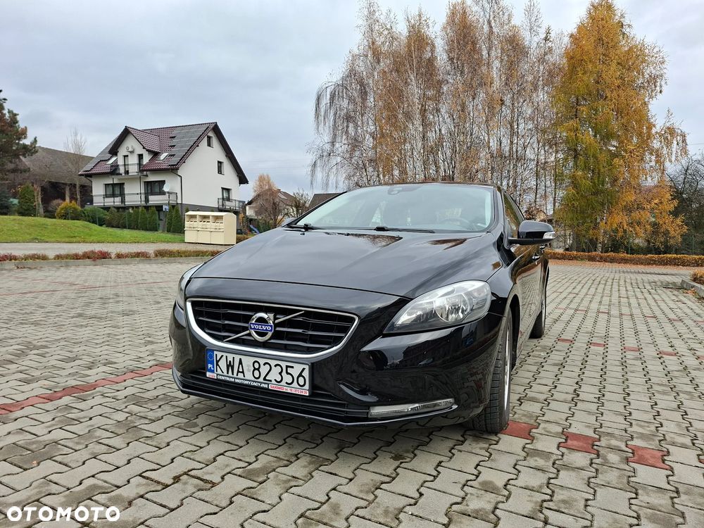 Volvo V40 D2 Drive-E SCR R-Design Momentum - 2