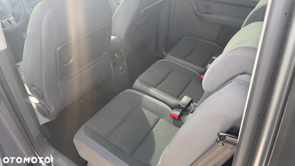 Volkswagen Touran 2.0 TDI DPF Comfortline DSG - 13