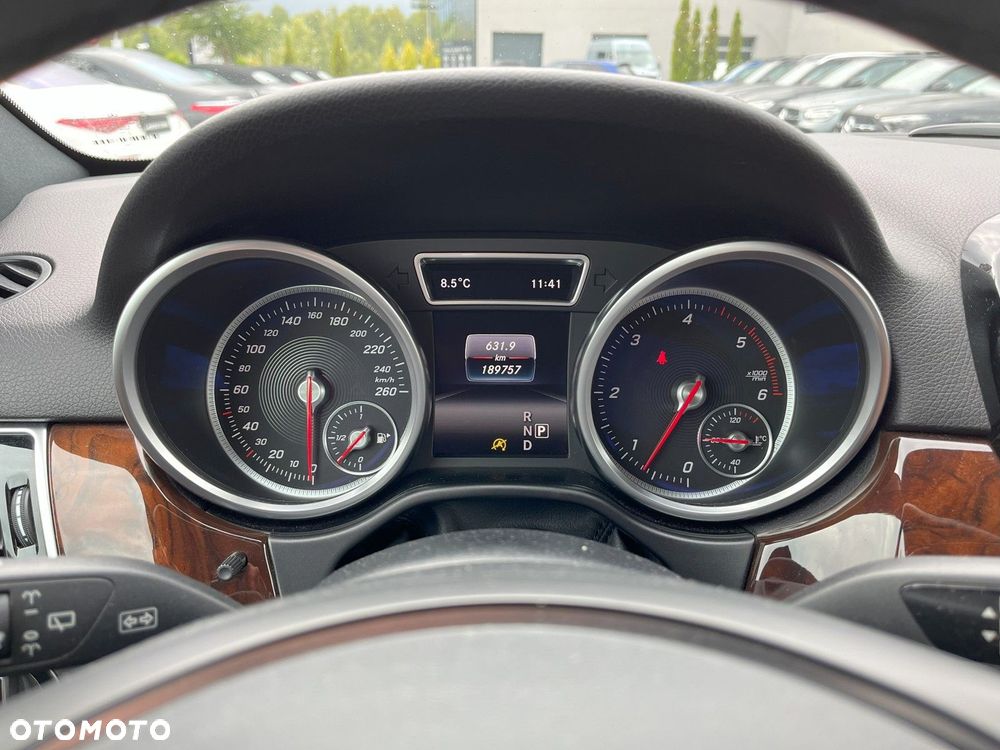 Mercedes-Benz GLE - 12