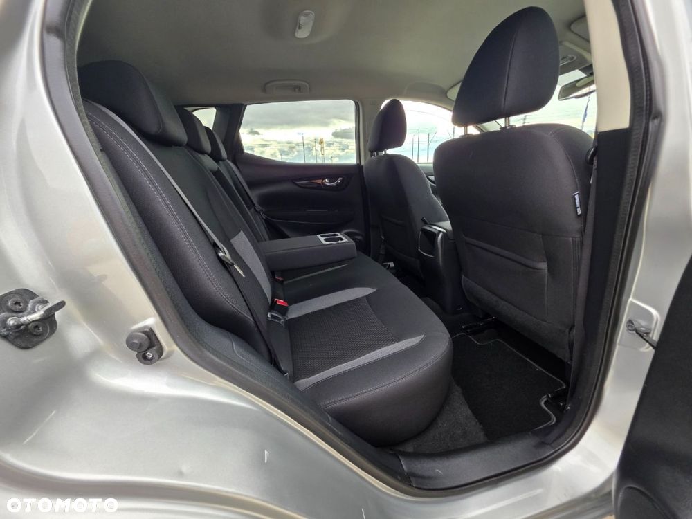 Nissan Qashqai - 24