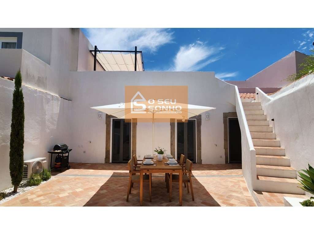 Moradia Térrea Tradicional com Terraço no Centro Histórico de São B... - Grande imagem: 2/31