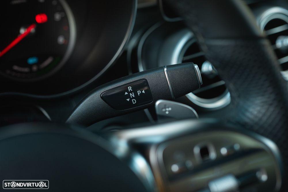 Mercedes-Benz GLC 300 de Coupe 4Matic 9G-TRONIC AMG Line Plus - 28