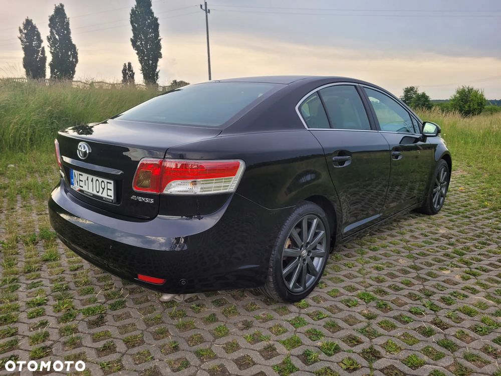 Toyota Avensis 2.0 Prestige NAVI MS - 13
