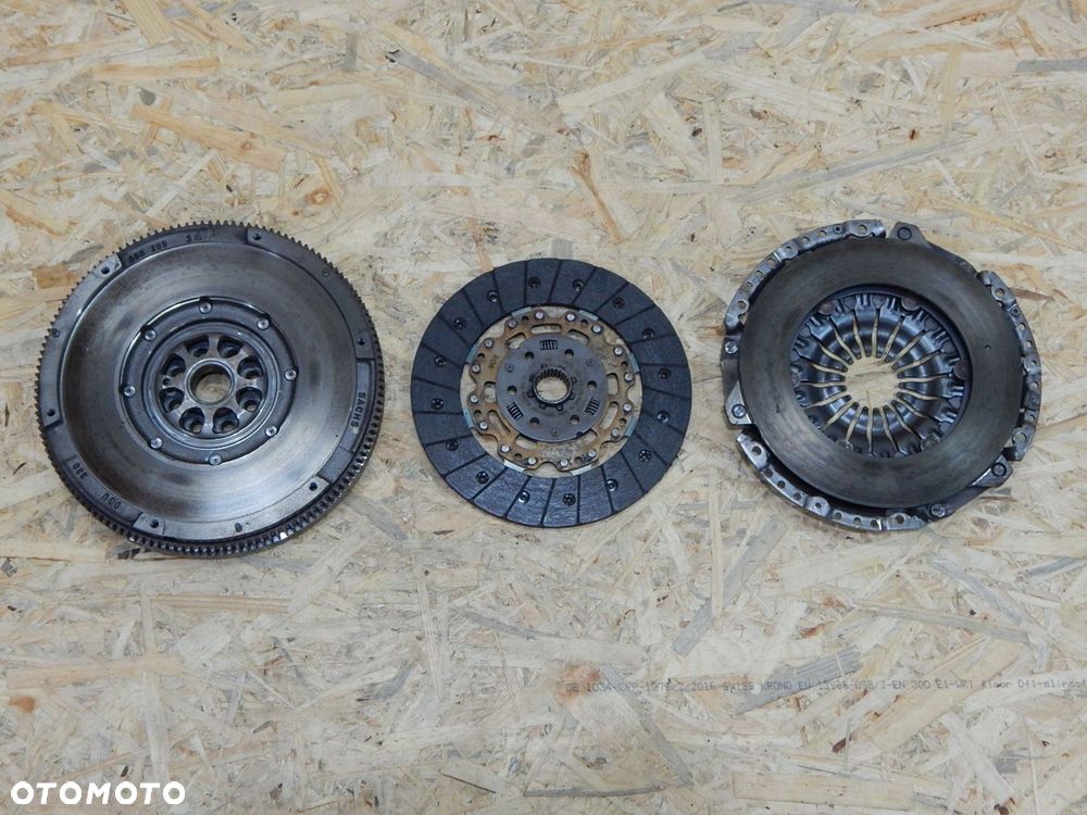 vw t5 sprzęgło koło dwumasowe 2.5 tdi komplet jak nowe !! sachs 3082001739 - 2