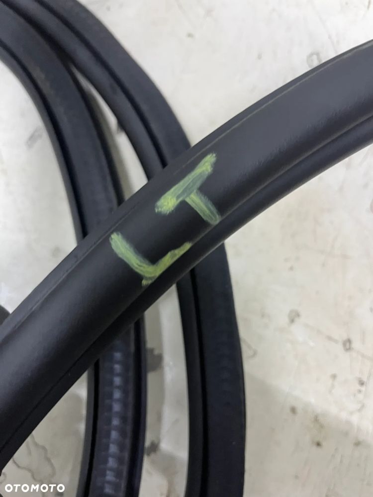 RANGE ROVER EVOQUE L551 KOMPLET USZCZELEK DRZWI + BAGAŻNIK - 6