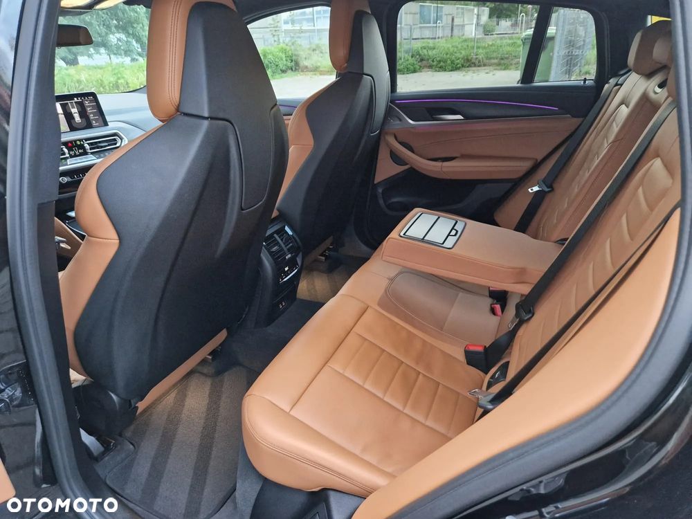 BMW X4 xM40d mHEV - 37