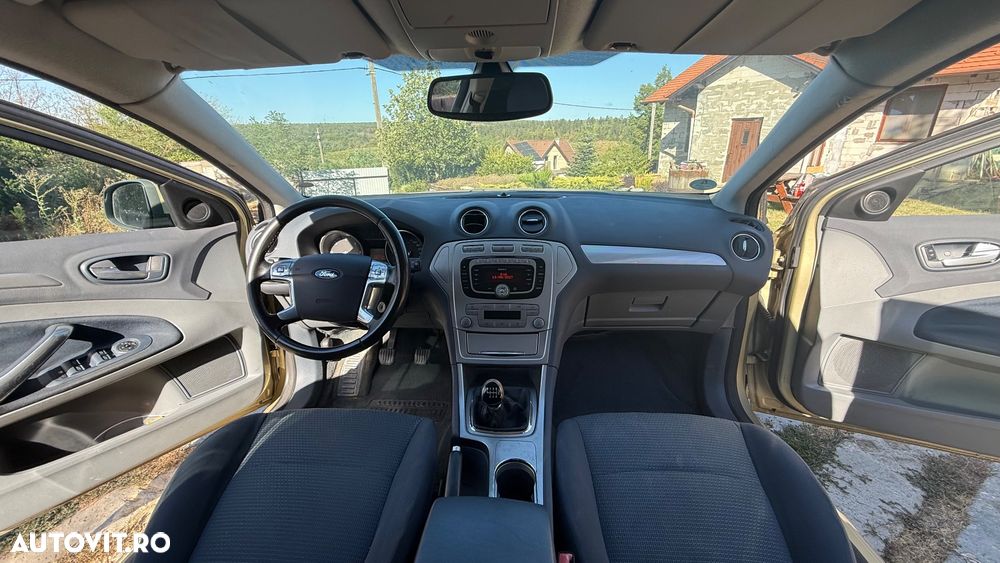 Ford Mondeo 2.0 TDCi Ambiente - 6