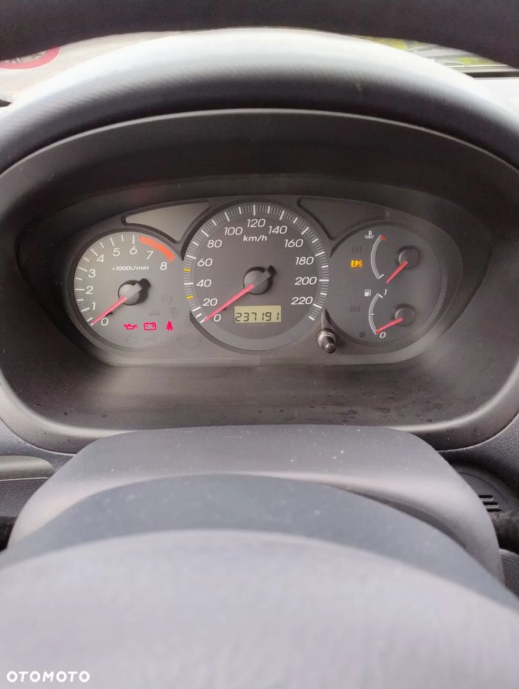 Honda Civic 1.4i - 6