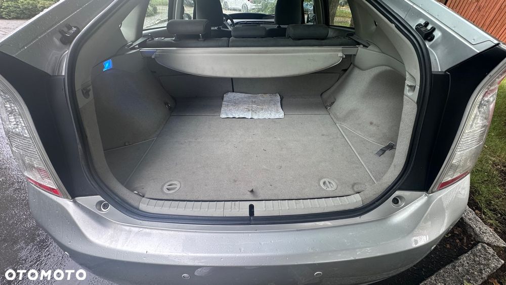Toyota Prius - 10
