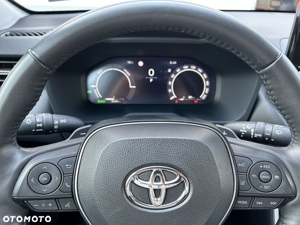 Toyota RAV4 - 11