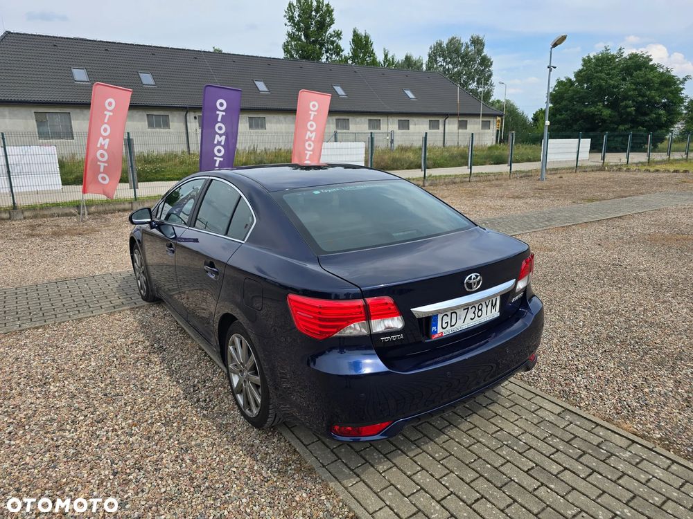 Toyota Avensis 2.0 Prestige NAVI MS - 9