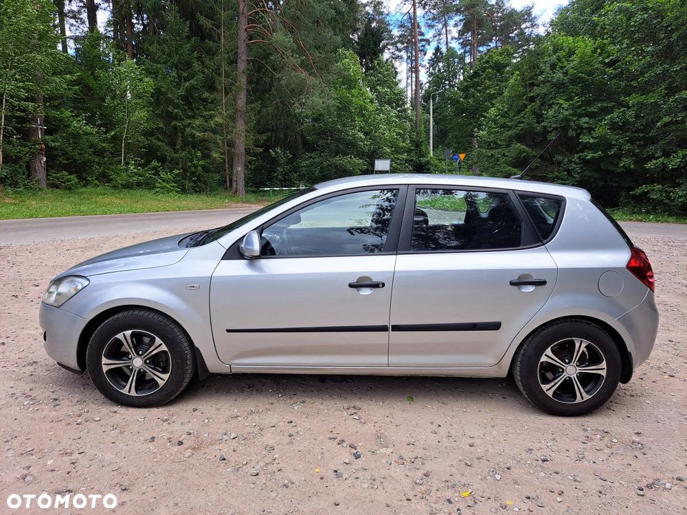 Kia Ceed 1.6 Crdi Optimum + - 12