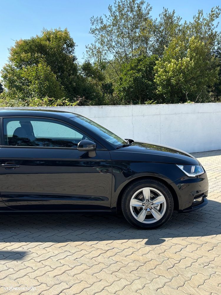 Audi A1 1.0 TFSI Design - 4