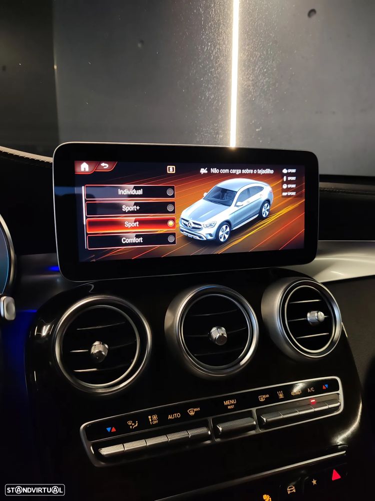 Mercedes-Benz GLC 300 e Coupe 4Matic 9G-TRONIC Edition AMG Line - 26