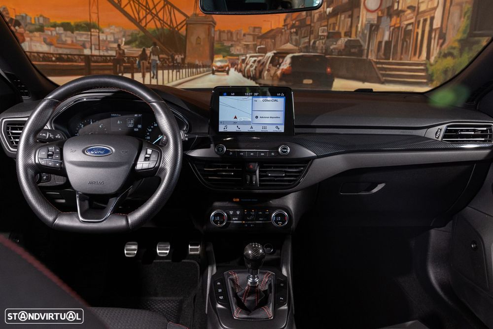 Ford Focus 1.5 TDCi ST-Line - 13