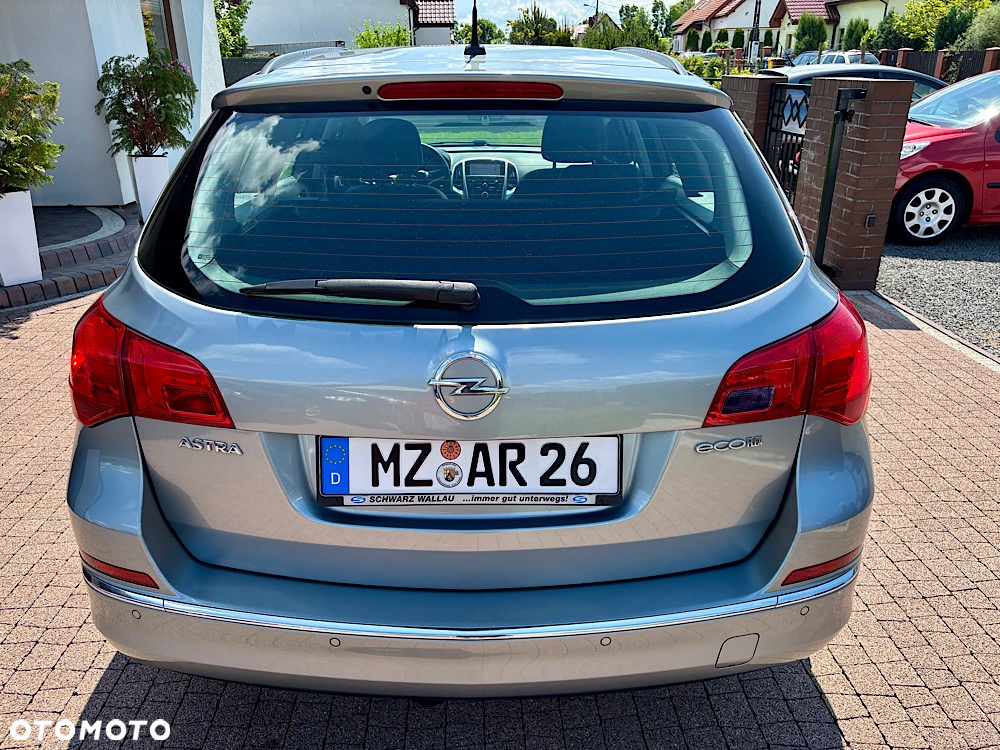 Opel Astra IV 1.4 T Cosmo - 6