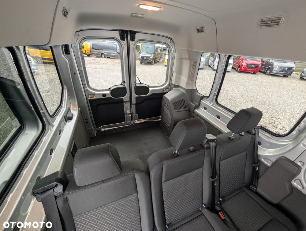 Ford Transit - 15