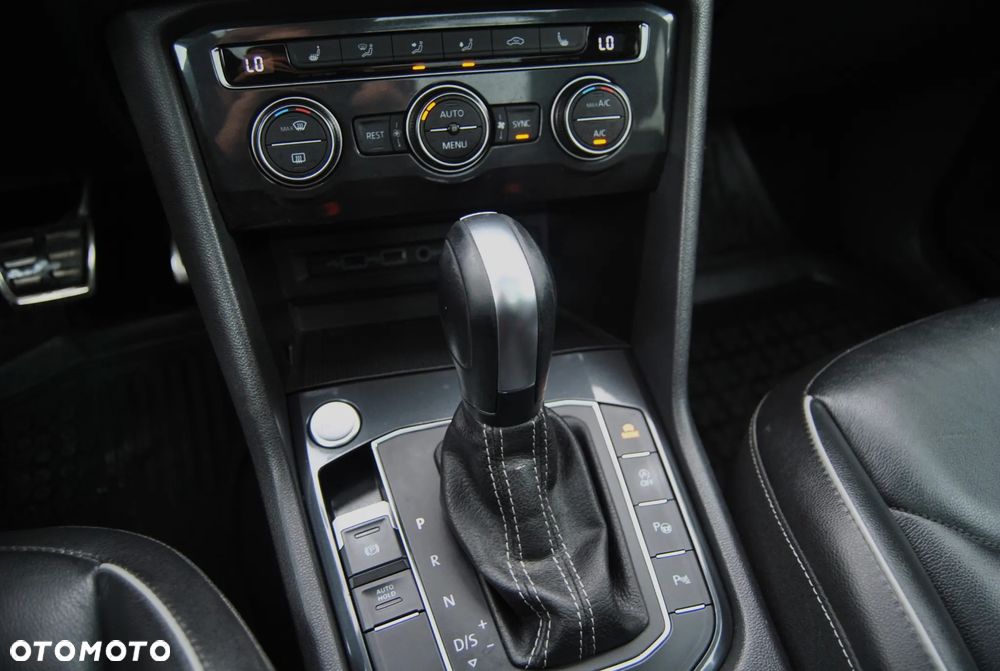 Volkswagen Tiguan 2.0 TDI SCR R-Line - 15