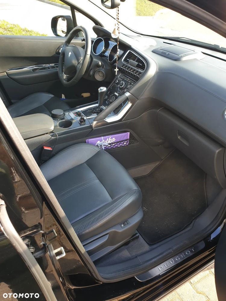 Peugeot 3008 2.0 HDi Premium+ - 10