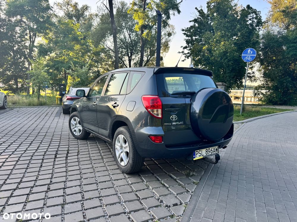 Toyota RAV4 2.2 D-4D Premium - 4