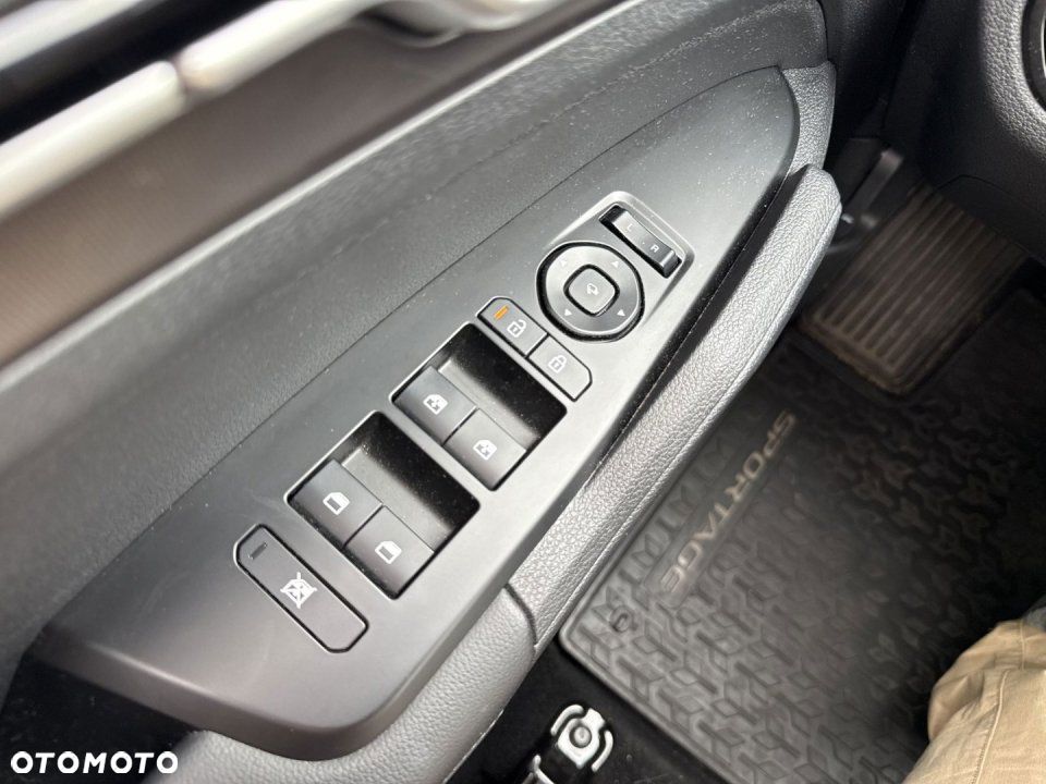 Kia Sportage - 16