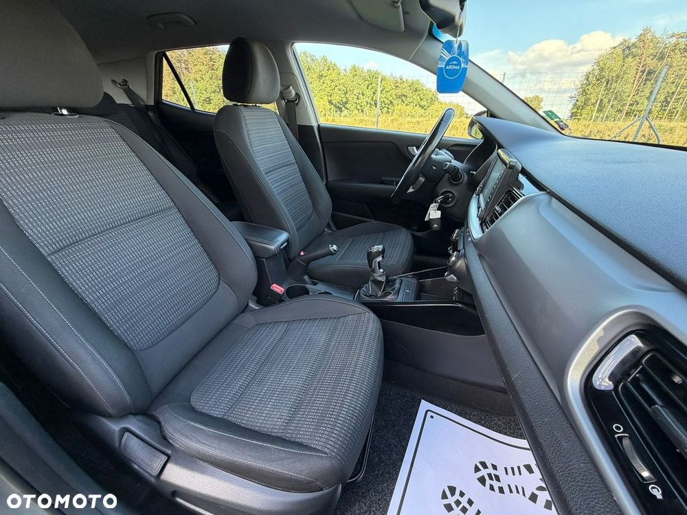 Kia Stonic - 10