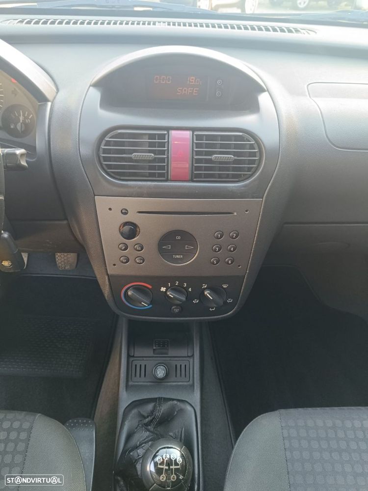 Opel Corsa 1.2 16V Confort - 7