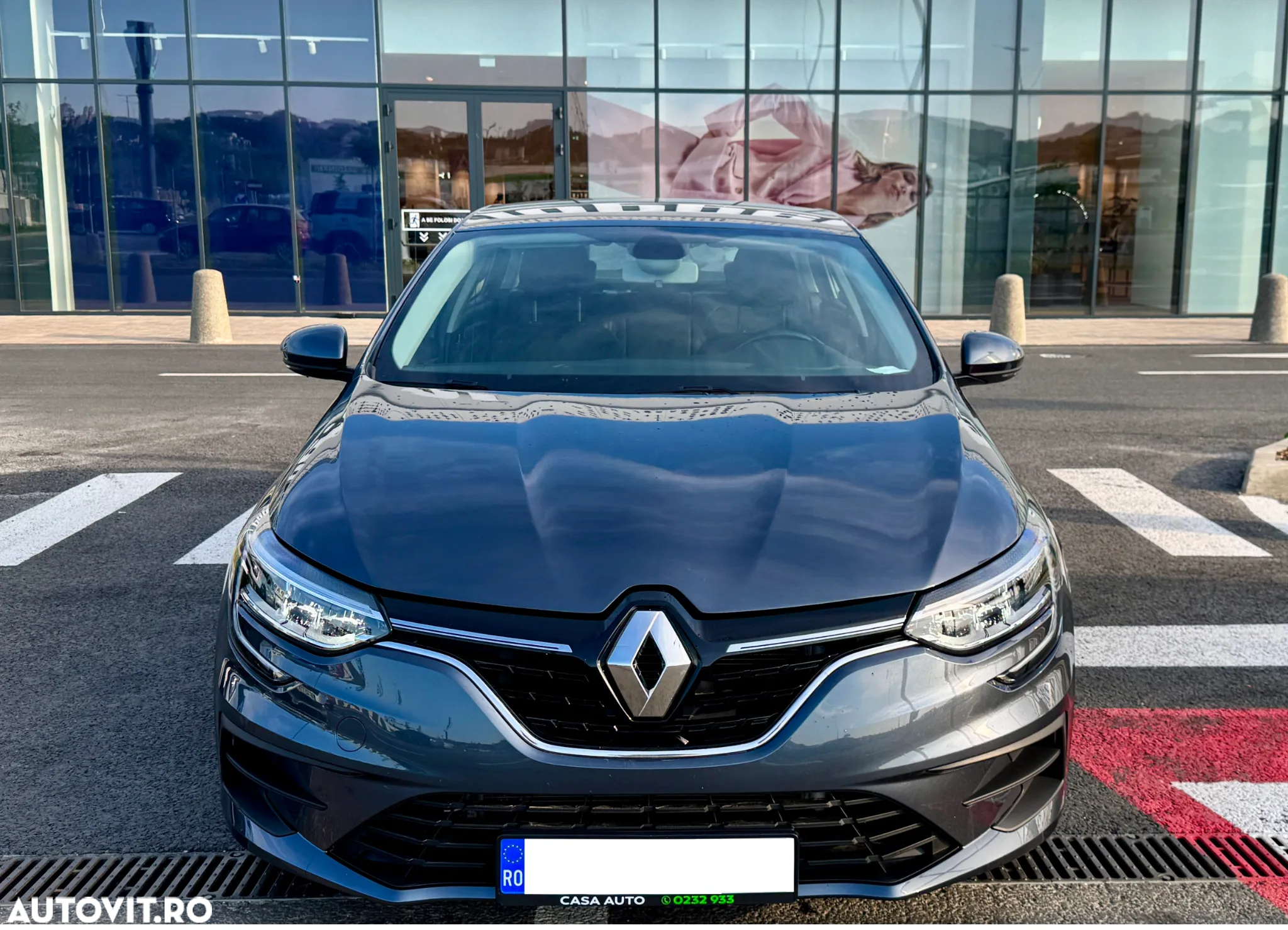 Renault Megane Blue dCi 116 Zen - 2