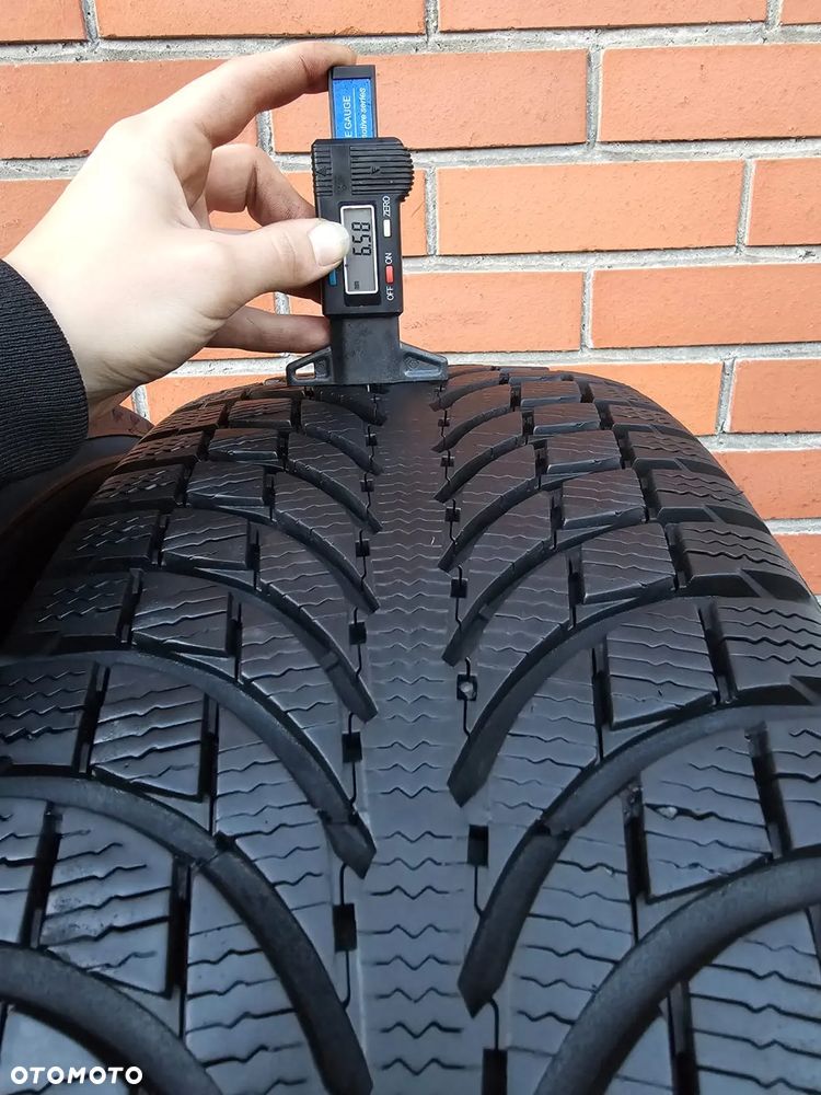 (A11) 235/65R17 108H XL 6,4mm / Michelin Latitude Alpin LA2 - 3