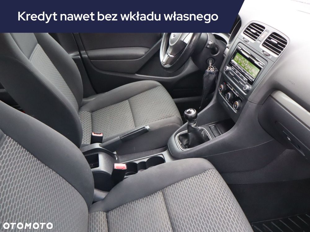 Volkswagen Golf - 11