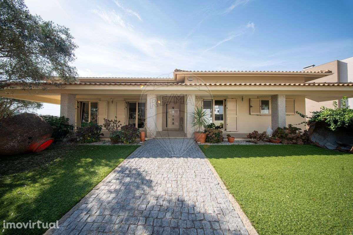 Moradia T4 para venda - Grande imagem: 2/39