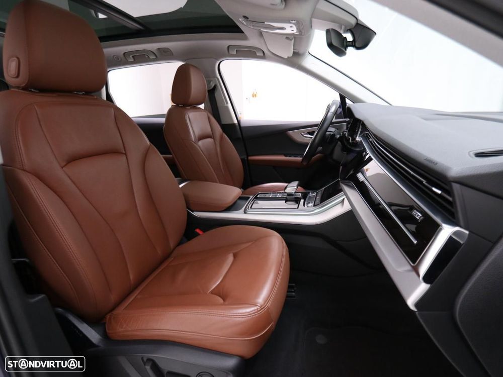 Audi Q7 55 TFSIe quattro S line Tiptronic - 13