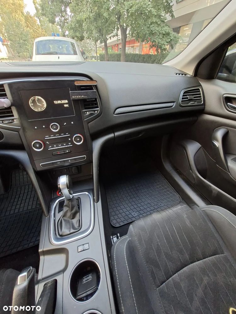 Renault Megane 1.3 TCe FAP Limited EDC - 11