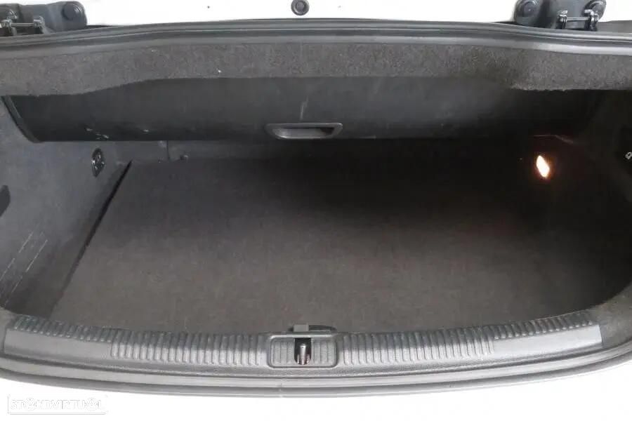 Audi A3 Cabrio 1.6 TDi Design — fotografia 9