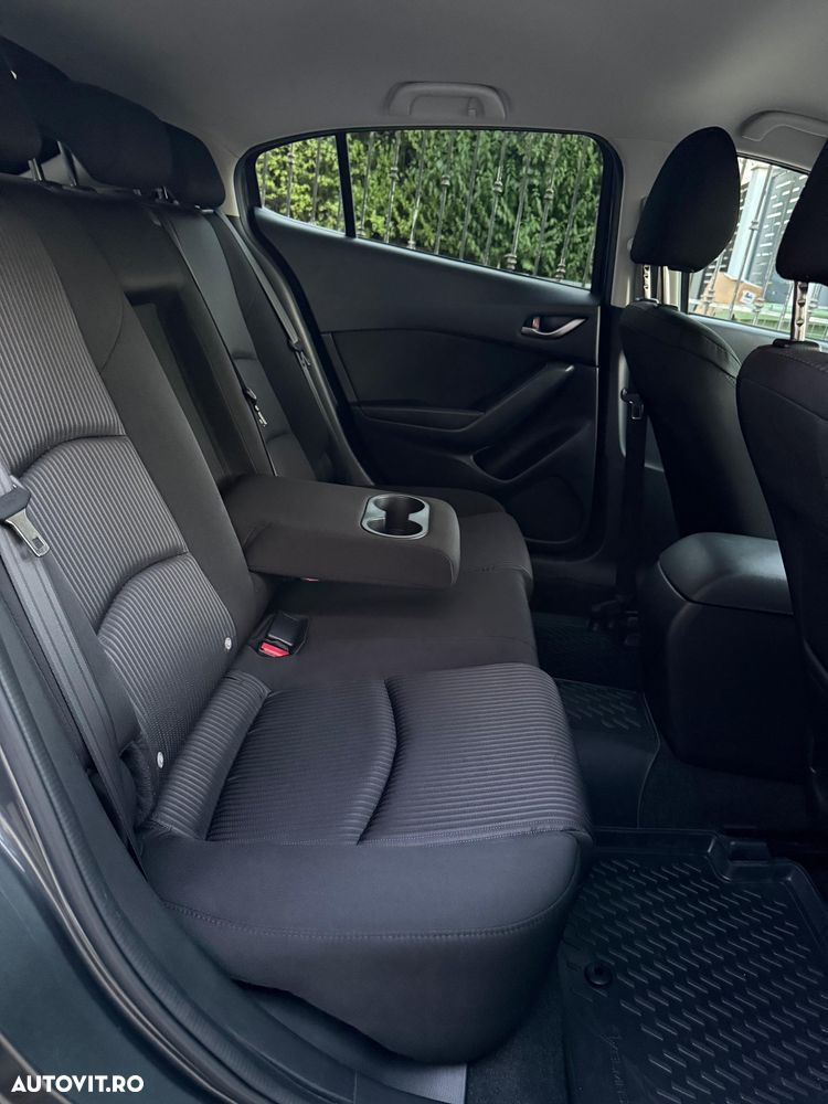 Mazda 3 SKYACTIV-G 120 Center-Line - 8