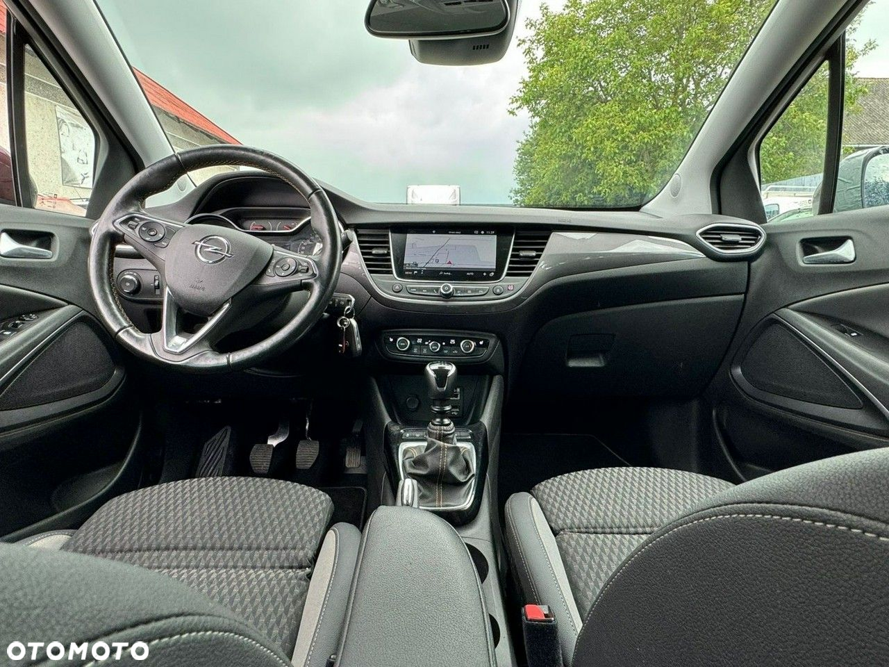 Opel Crossland X 1.2 T Design Line S&S - 22