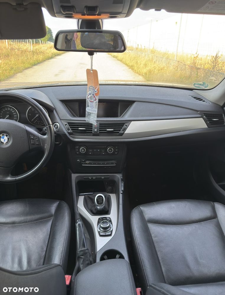 BMW X1 - 11