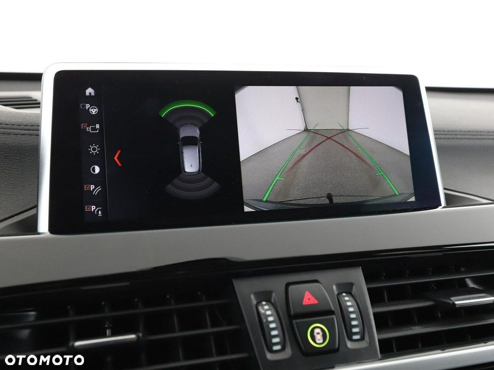BMW X1 sDrive20d xLine - 24