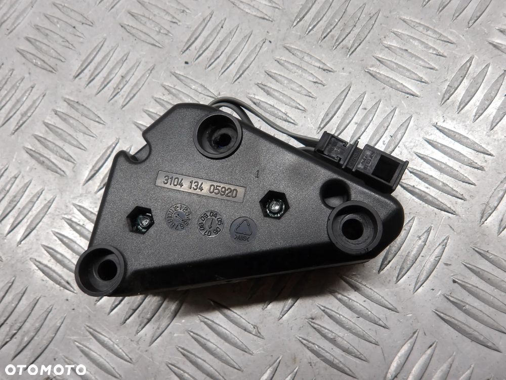 VW JETTA V 05-10 WZMACNIACZ GŁOŚNIKA PRAWY LEWY PRZÓD 1K0035463D - 6