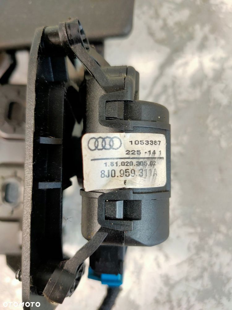 klapka silniczek osłona panel dachu audi tt 8j cabrio 8j0959311a - 2