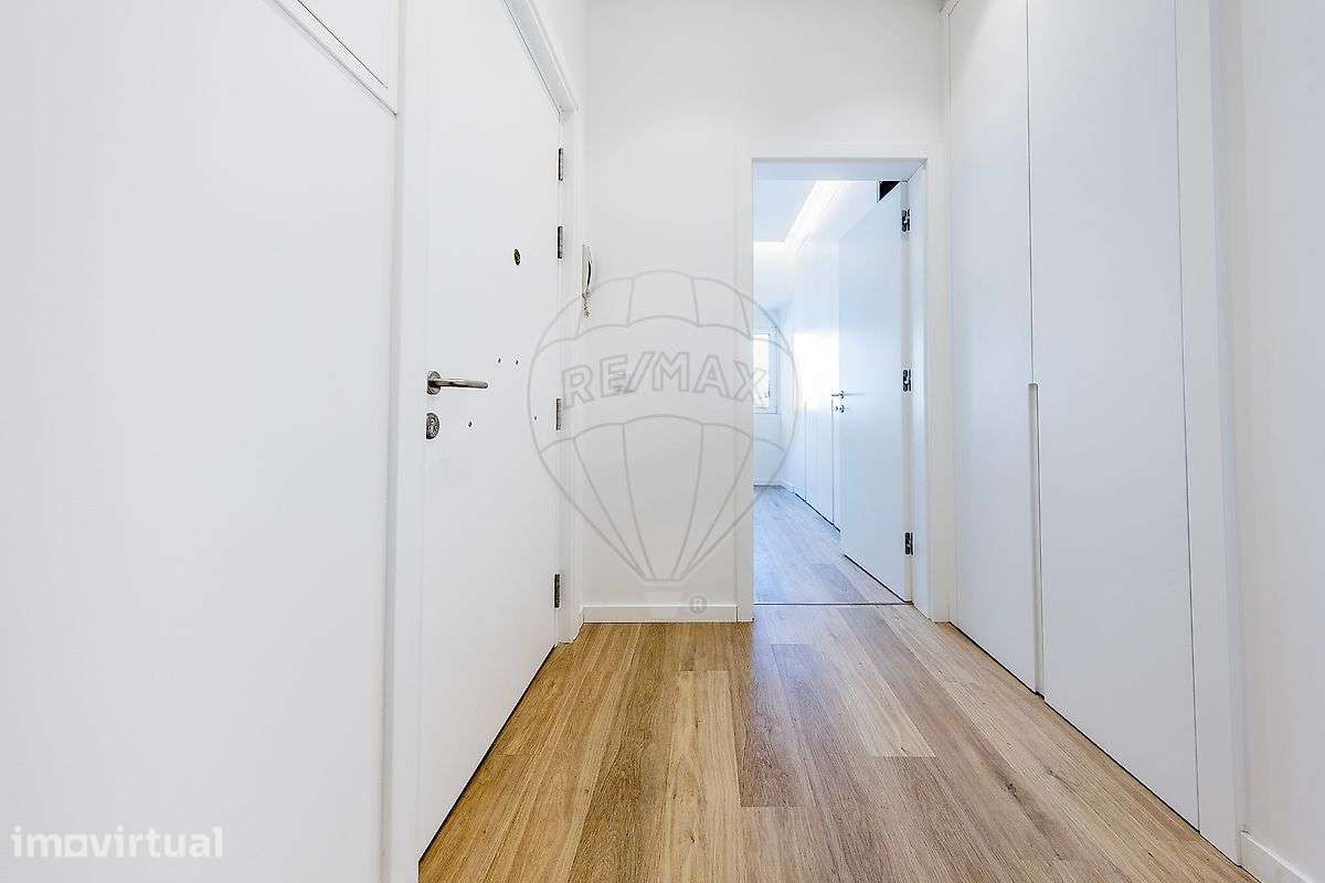 Apartamento T4 para venda - Grande imagem: 2/37