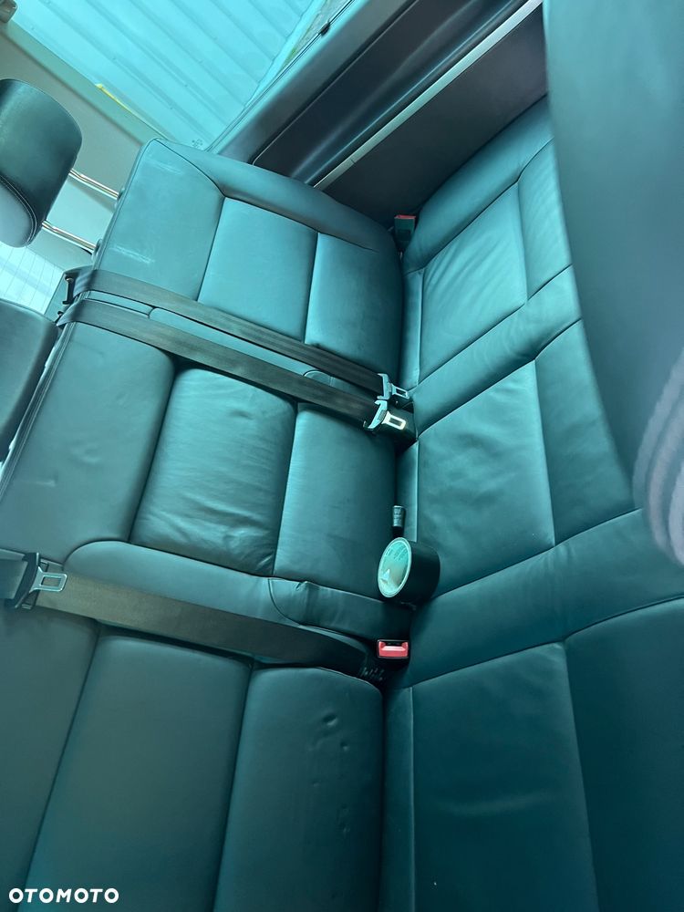 Volkswagen Multivan - 16