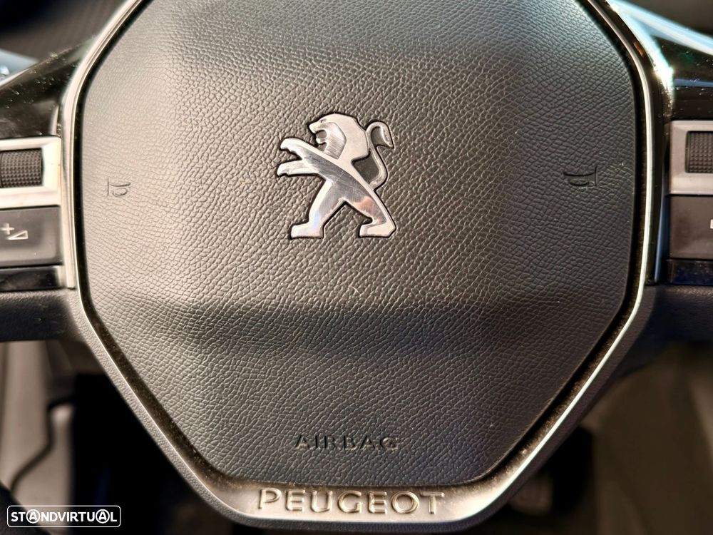 Peugeot 208 1.2 PureTech Active Pack - 18