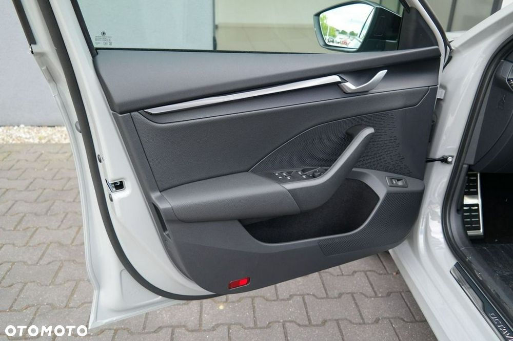 Skoda Octavia - 25