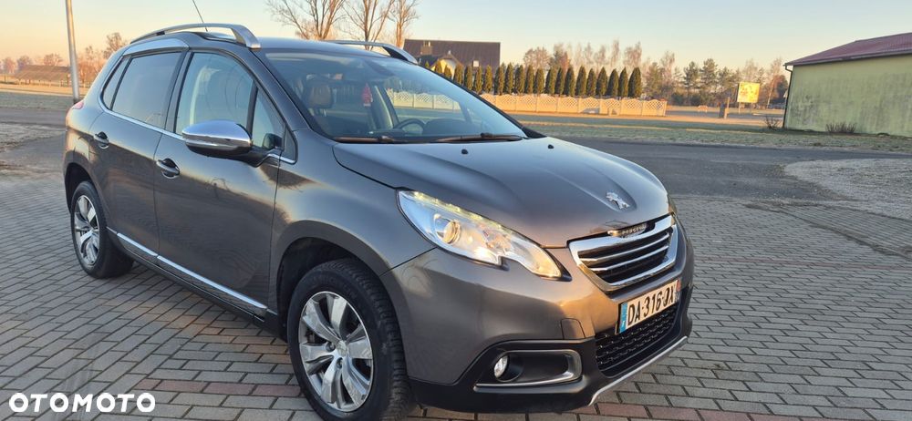 Peugeot 2008 e-HDi FAP 115 STOP & START Allure - 2