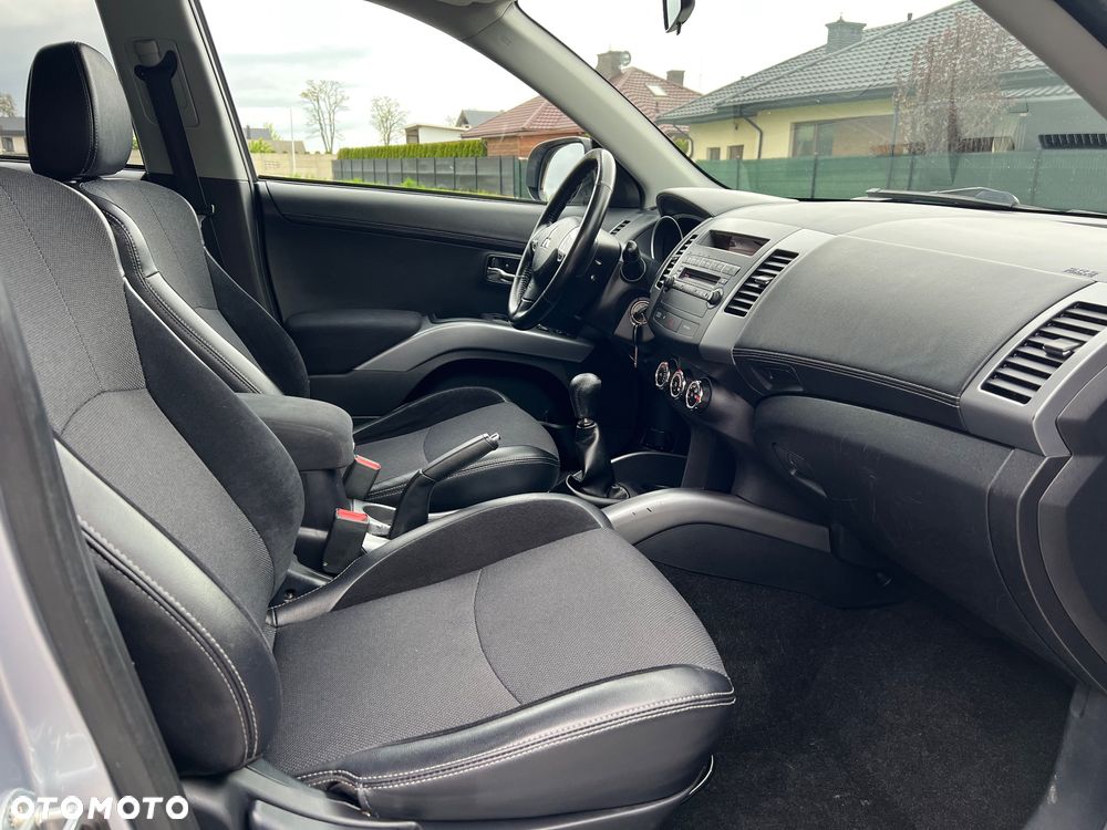 Mitsubishi Outlander 2.0 2WD Invite - 10