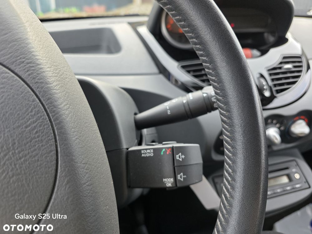 Renault Twingo 1.2 LEV 16V 75 Expression - 19