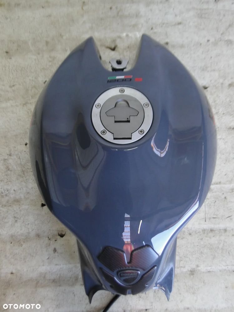 DUCATI MONSTER 1200S BAK ZBIORNIK PALIWA 2017r EUROPA - 3