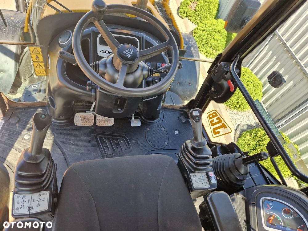 JCB 3CX Contractor AEC * 2011r. * Joystick * Toruelock * - 19